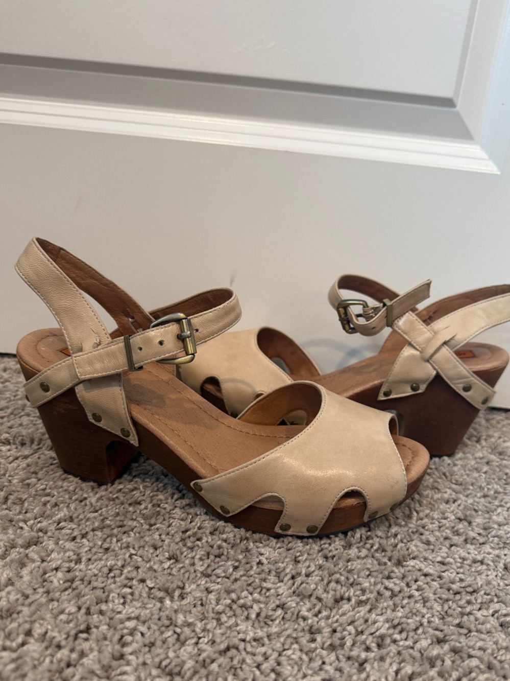 Miz Mooz Vintage Open-Toe Ankle Strap Sandals- Sz 9 or 40
